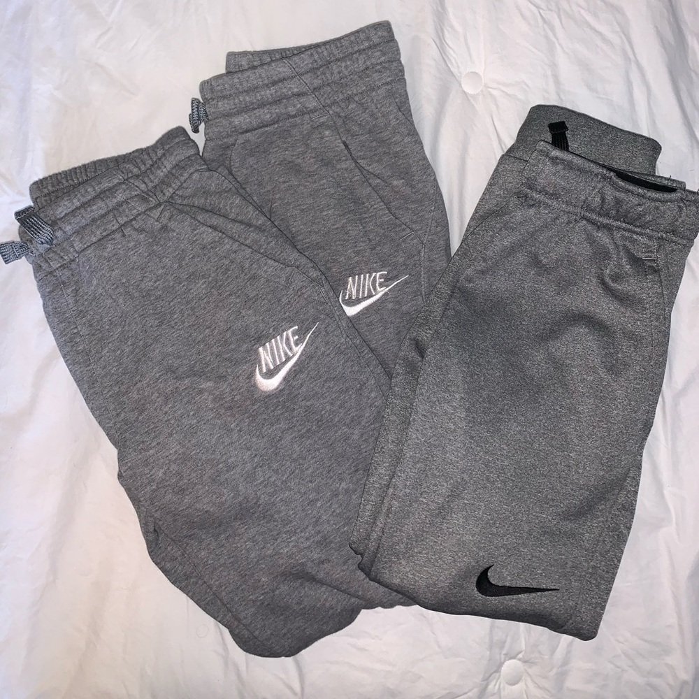NIKE Bundle - 3 Pair of jogger sweatpants.